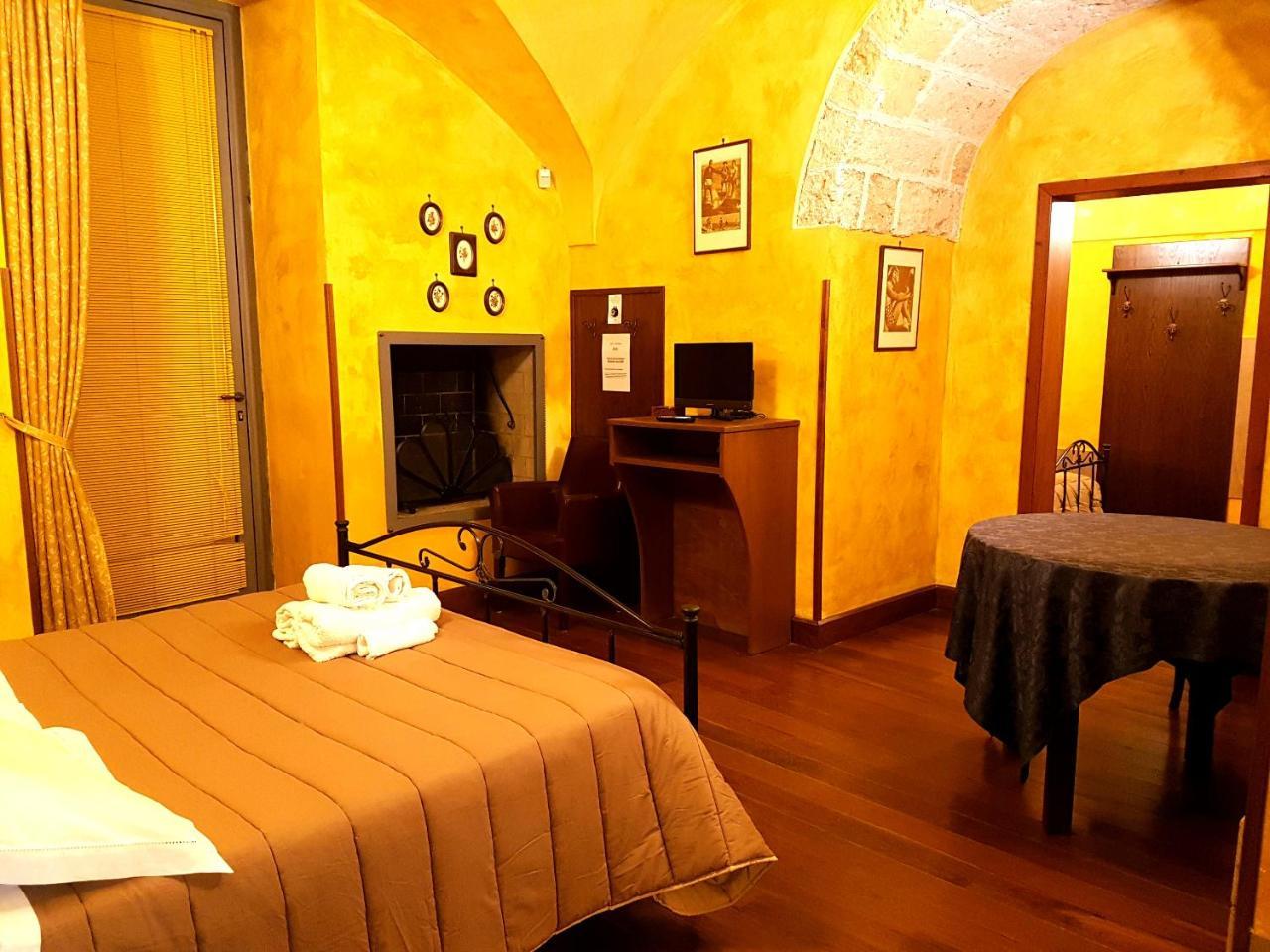 Nel Centro Storico Hotel Galatina Buitenkant foto